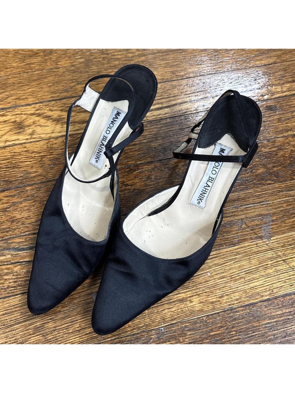 Manolo Blahnik Women's Black Court